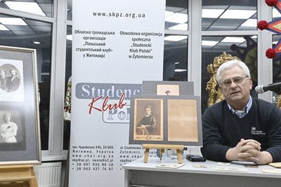 В Житомирі відкрили виставку світлин "Житомиряни в світлописах 19 століття" В Житомирі відкрили виставку світлин "Житомиряни в світлописах 19 століття"