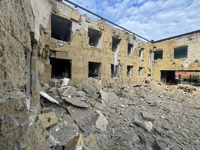 Армія РФ обстріляла пункт незламності в Костянтинівці на День Незалежності Армія РФ обстріляла пункт незламності в Костянтинівці на День Незалежності