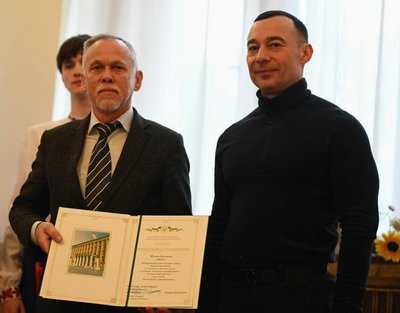 Зарплати голів громад Закарпаття: хто отримав найбільше у 2024-му Зарплати голів громад Закарпаття: хто отримав найбільше у 2024-му