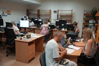 Можна отримати 43 послуги: як у Херсоні працює "єдине вікно" для ветеранів та членів їх родин Можна отримати 43 послуги: як у Херсоні працює "єдине вікно" для ветеранів та членів їх родин