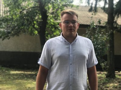 Назар Романів, реабілітаційний центр Назар Романів, реабілітаційний центр