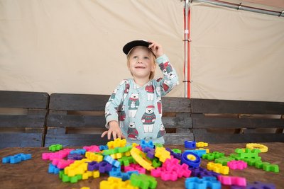 Виїхали через постійні обстріли. Як у шелтері Дніпра облаштувалася мати-одиначка з чотирма дітьми з Шахтарського Виїхали через постійні обстріли. Як у шелтері Дніпра облаштувалася мати-одиначка з чотирма дітьми з Шахтарського