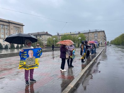 Акція "Не мовчи — полон вбиває" у Черкасах 26 квітня 2026 року Акція "Не мовчи — полон вбиває" у Черкасах 26 квітня 2026 року