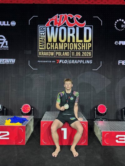 «Три роки приїжджав з однією метою»: 16-річний одесит став чемпіоном світу з греплінгу «Три роки приїжджав з однією метою»: 16-річний одесит став чемпіоном світу з греплінгу