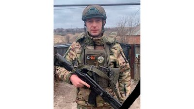 На Чернігівщині поховали Володимира Ярмака та Сергій Балабка, які загинули на фронті На Чернігівщині поховали Володимира Ярмака та Сергій Балабка, які загинули на фронті