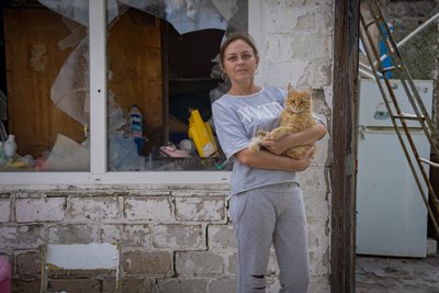 "Російські військові напивалися та шукали дівчат". Як у Високопіллі на Херсонщині пережили окупацію "Російські військові напивалися та шукали дівчат". Як у Високопіллі на Херсонщині пережили окупацію