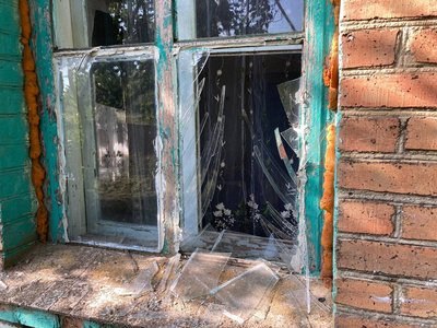 Посічені дах, вікна і трактор: наслідки нічного обстрілу Кіровоградщини Посічені дах, вікна і трактор: наслідки нічного обстрілу Кіровоградщини