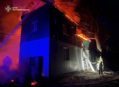 У Радомишлі горіло деревообробне підприємство — що відомо