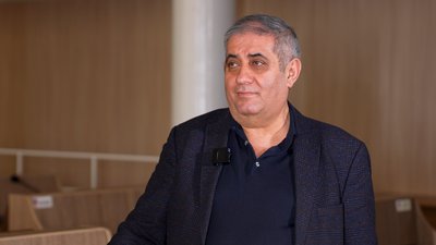 Приходять по гроші: як працюють громадські приймальні черкаських депутатів Приходять по гроші: як працюють громадські приймальні черкаських депутатів