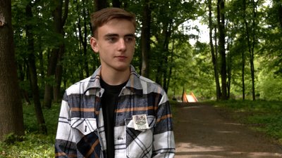 "Зелена лагуна": у селі на Чернігівщині школярі відновили частину історичного парку "Зелена лагуна": у селі на Чернігівщині школярі відновили частину історичного парку