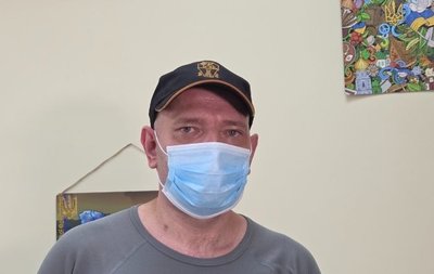 Пораненим йшов пішки близько восьми кілометрів. У реабілітаційному центрі Дніпра рятують руку аеророзвідника Максим Пораненим йшов пішки близько восьми кілометрів. У реабілітаційному центрі Дніпра рятують руку аеророзвідника Максим