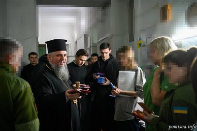 Предстоятель ПЦУ Епіфаній провідав поранених захисників України у Полтаві Предстоятель ПЦУ Епіфаній провідав поранених захисників України у Полтаві
