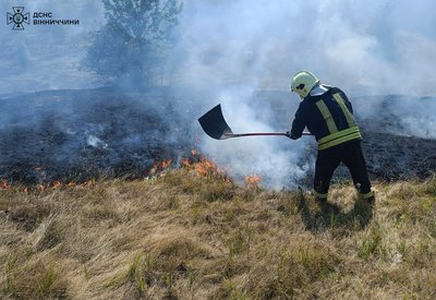 На Вінниччині сталися понад 40 пожеж за день На Вінниччині сталися понад 40 пожеж за день