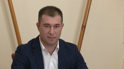 "Вся криза закінчується на кнопці": як пройшла зустріч депутатів щодо вирішення політичної кризи у міськраді Чернігова "Вся криза закінчується на кнопці": як пройшла зустріч депутатів щодо вирішення політичної кризи у міськраді Чернігова