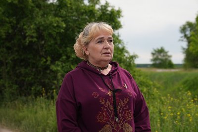 "Машини ламаються, автобус скоро, мабуть, перестане їздити". Жителі Токарів просять відремонтувати дорогу до Сум "Машини ламаються, автобус скоро, мабуть, перестане їздити". Жителі Токарів просять відремонтувати дорогу до Сум