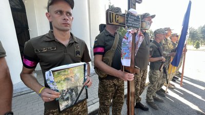 У Полтаві попрощалися із чотирма воїнами, які загинули на війні з РФ