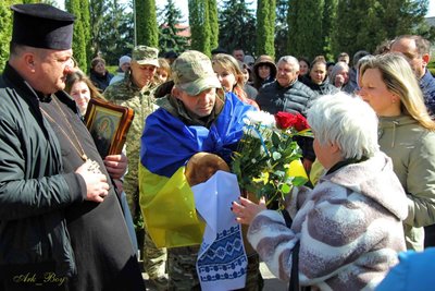 Звільнений з полону житель Тернопільщини зняв своє фото з "Алеї надії"