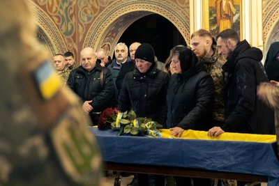 У Мукачеві попрощалися з майором Ігорем Потапенком У Мукачеві попрощалися з майором Ігорем Потапенком