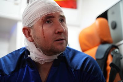 Поранений внаслідок атаки БпЛА на Новобаварський район Харкова Поранений внаслідок атаки БпЛА на Новобаварський район Харкова