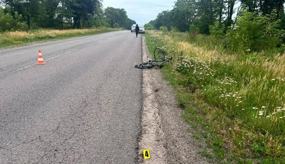 На Черкащині під колеса автомобіля втрапив велосипедист На Черкащині під колеса автомобіля втрапив велосипедист