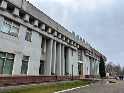 Пам’ятну дошку Миколі Леонтовичу встановили на залізничному вокзалі у Кам'янці-Подільському Пам’ятну дошку Миколі Леонтовичу встановили на залізничному вокзалі у Кам'янці-Подільському