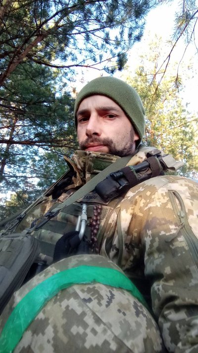 "Цілий ранок чекаю SMS" — житомирянка Тетяна Сень про стосунки під час війни "Цілий ранок чекаю SMS" — житомирянка Тетяна Сень про стосунки під час війни