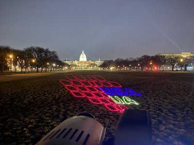 Сенат США, Бенджамін Віттес, Нікіта Тітов Сенат США, Бенджамін Віттес, Нікіта Тітов