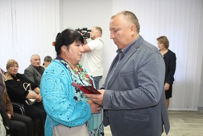 На Черкащині нагородили ветеранів та загиблих захисників На Черкащині нагородили ветеранів та загиблих захисників