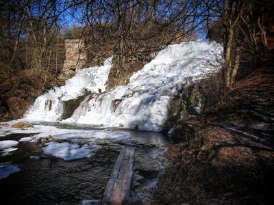 Джуринський водоспад, замерз водоспад, Тернопільщина, лютий 2025