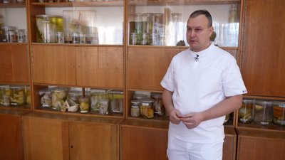 Завідувач паталогоанатомічного центру Анатолій Стратійчук Завідувач паталогоанатомічного центру Анатолій Стратійчук