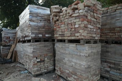 «Там все взагалі розвалили»: що сталося з історичним будинком у Сумах «Там все взагалі розвалили»: що сталося з історичним будинком у Сумах