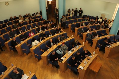 Вінницька обласна рада ухвалила рішення на підтримку ЗСУ та підготовку до опалювального сезону Вінницька обласна рада ухвалила рішення на підтримку ЗСУ та підготовку до опалювального сезону