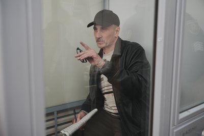 Підозрюваний Олександр Безсмертних у справі про вбивство військового та підготовку замаху на Синєгубова Підозрюваний Олександр Безсмертних у справі про вбивство військового та підготовку замаху на Синєгубова