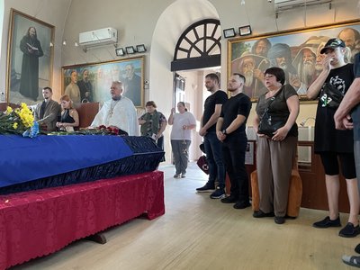 поховання горбань
