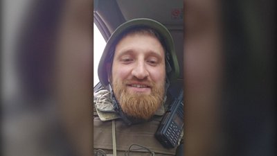 “Під Покровськом наш ешелон накрили 11 ракет, як вижив – я не знаю…”: історія військового Вадима Єременка з Конотопа “Під Покровськом наш ешелон накрили 11 ракет, як вижив – я не знаю…”: історія військового Вадима Єременка з Конотопа