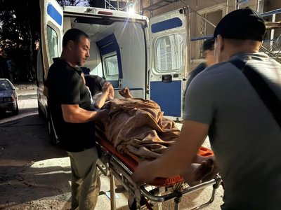Армія РФ ударила ракетою по Кам’янському: є жертви, пошкоджено медзаклади Армія РФ ударила ракетою по Кам’янському: є жертви, пошкоджено медзаклади