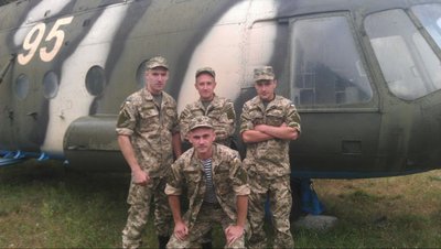 "Тільки добровольці йшли туди": спогади про оборонців Донецького аеропорту з Вінниччини "Тільки добровольці йшли туди": спогади про оборонців Донецького аеропорту з Вінниччини