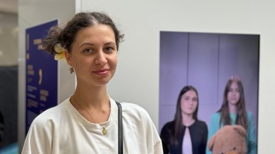 Відвідувачка виставки Марія Відвідувачка виставки Марія