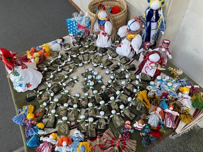 "Це наше, українське": у Черкасах презентували виставку ляльок-мотанок "Це наше, українське": у Черкасах презентували виставку ляльок-мотанок