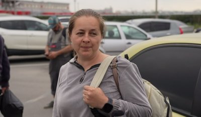 "Як тільки сирена — ми одразу в укриття" — працівниця логістичної компанії у Дніпрі, по якій РФ завдали повторного удару "Як тільки сирена — ми одразу в укриття" — працівниця логістичної компанії у Дніпрі, по якій РФ завдали повторного удару