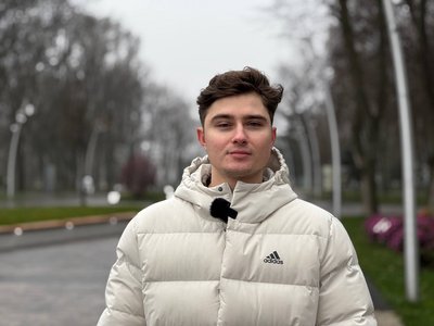 Мораторій на російськомовний контент у Дніпрі. Чи дотримуються заборони у місцевих караоке-барах Мораторій на російськомовний контент у Дніпрі. Чи дотримуються заборони у місцевих караоке-барах