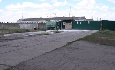 Сморід, мухи та гризуни: жителі Лугового на Дніпропетровщині скаржаться на місцеву свиноферму Сморід, мухи та гризуни: жителі Лугового на Дніпропетровщині скаржаться на місцеву свиноферму