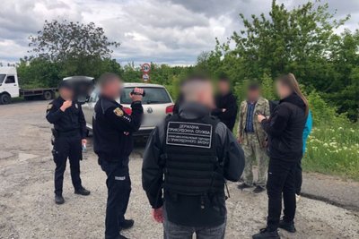 Жителя Полтавщини затримали під час спроби незаконно перетнути кордон із Молдовою Жителя Полтавщини затримали під час спроби незаконно перетнути кордон із Молдовою