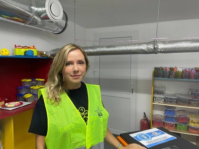 Координаторка гуманітарного проєкту "LET`S DO IT UKRAINE SOS" Юлія Мархель Координаторка гуманітарного проєкту "LET`S DO IT UKRAINE SOS" Юлія Мархель