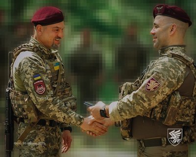 Десантники житомирської 95 бригади отримали державні та бригадні нагороди Десантники житомирської 95 бригади отримали державні та бригадні нагороди