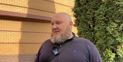 У Сумах власник кав'ярні відмовлявся знімати рекламу російською мовою У Сумах власник кав'ярні відмовлявся знімати рекламу російською мовою
