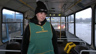 Телефони та документи: які речі гублять пасажири в тролейбусах Рівного Телефони та документи: які речі гублять пасажири в тролейбусах Рівного