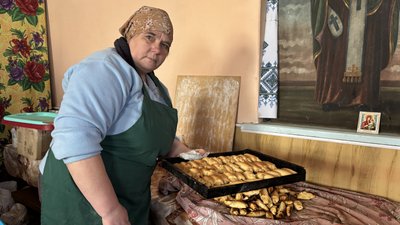 "Фронт без тилу нічого". Кулінарний батальйон села Жабокрич на Вінниччині четвертий рік готує для військових "Фронт без тилу нічого". Кулінарний батальйон села Жабокрич на Вінниччині четвертий рік готує для військових