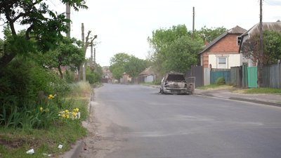 "За один день чотири влучання". Баранівку у Сумах планують закрити антидроновими сітками "За один день чотири влучання". Баранівку у Сумах планують закрити антидроновими сітками