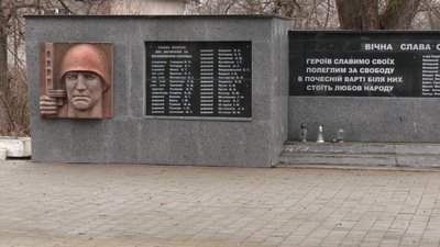 Пам'ятник в Єзуполі на Франківщині Пам'ятник в Єзуполі на Франківщині